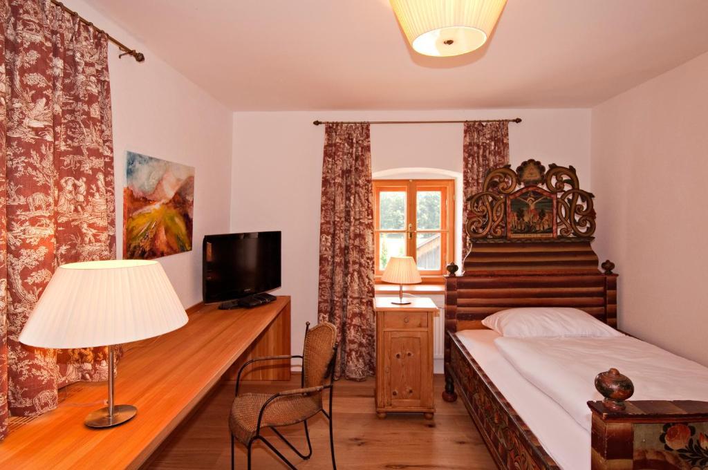 Hotel Gastehaus Schloss Bernau Fischlham Pokój zdjęcie